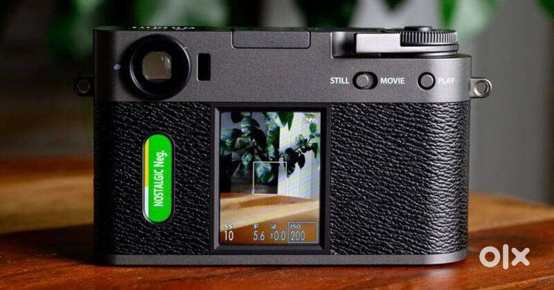 Fujifilm X Half