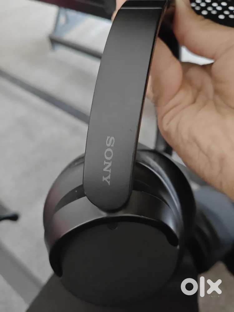 Headphones Sony WH CH720N