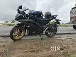Yamaha R15 version 4