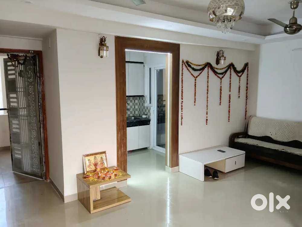 3 BHK Flat for Rent (Near Jewar International Airport)