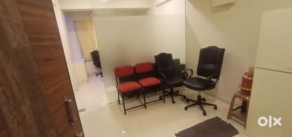 Furnished 180sqft office for rent at sayajigunj with lift and parking