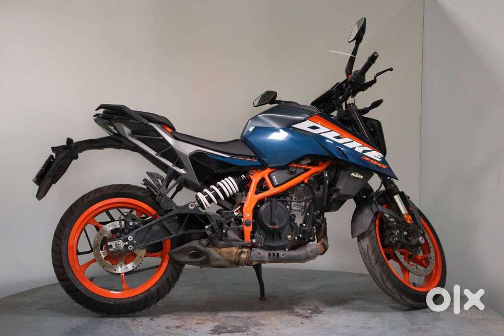 5630 KTM 390 DUKE