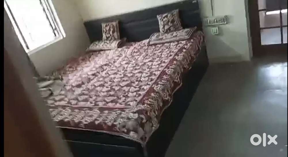 2bhk furnished builder floor near mact college Mata mandir