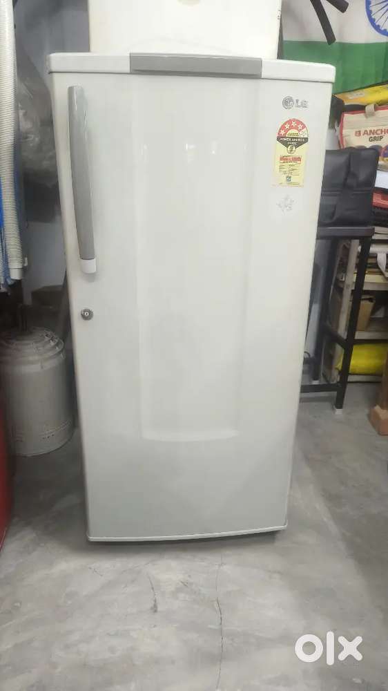 Lg fridge185 liter