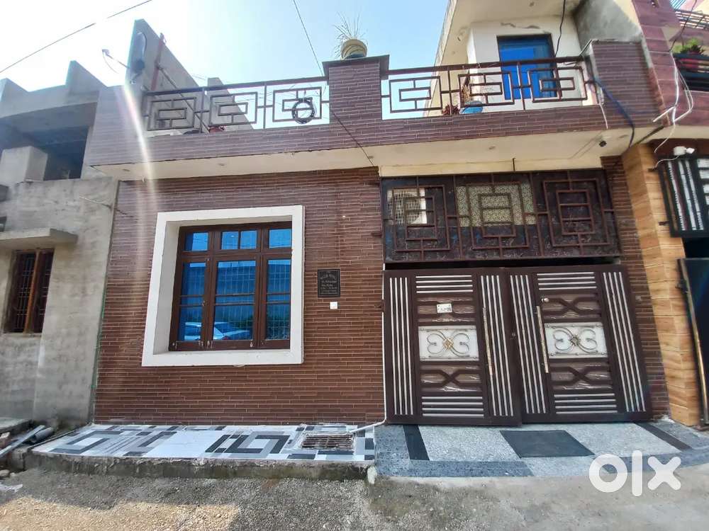 Urgent Sale  Lonable 4 Marla House for Sale