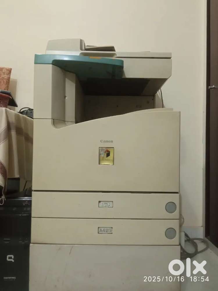 imageRUNNER 3300 multifunction photocopier machine (xerox)