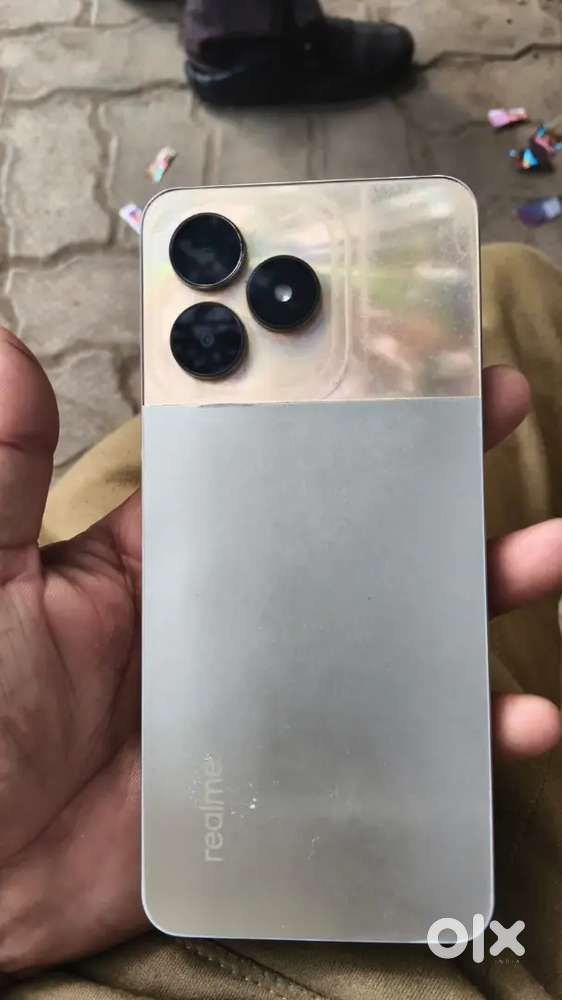 Mobile bechana hai ram 4/64