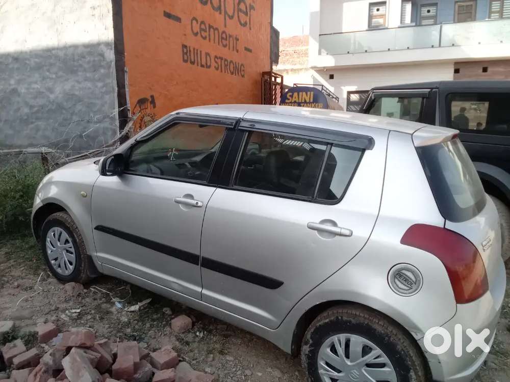 Maruti Suzuki Swift 2007 Petrol 109471 Km Driven