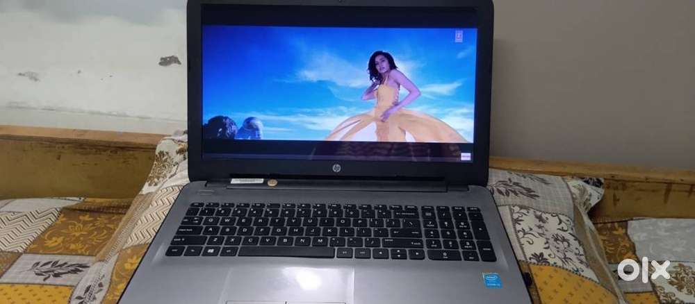 HP Notebook 15.6 Inch Screen , i3 Processor , 5th Generation