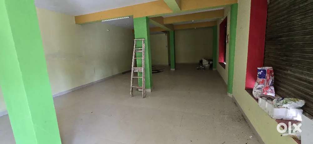 100SQMT SHOP AVAILABLE FOR RENT IN BETIM NEAR MASJID