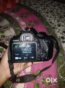 CANON 1300D dslr camera on sale