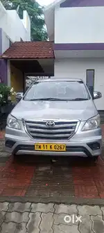 Toyota Innova 2014 Diesel Well Maintained