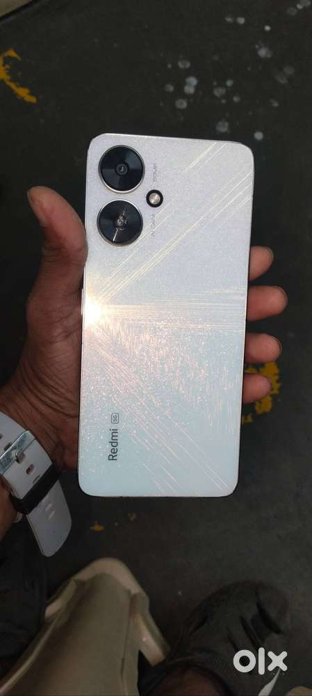 Bikne ka hai ye ghe lo