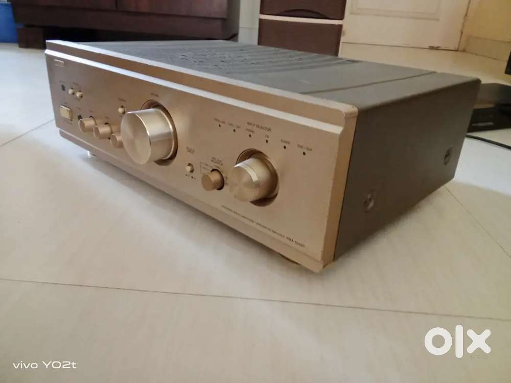 DENON PMA 1055 AMPLIFIER
