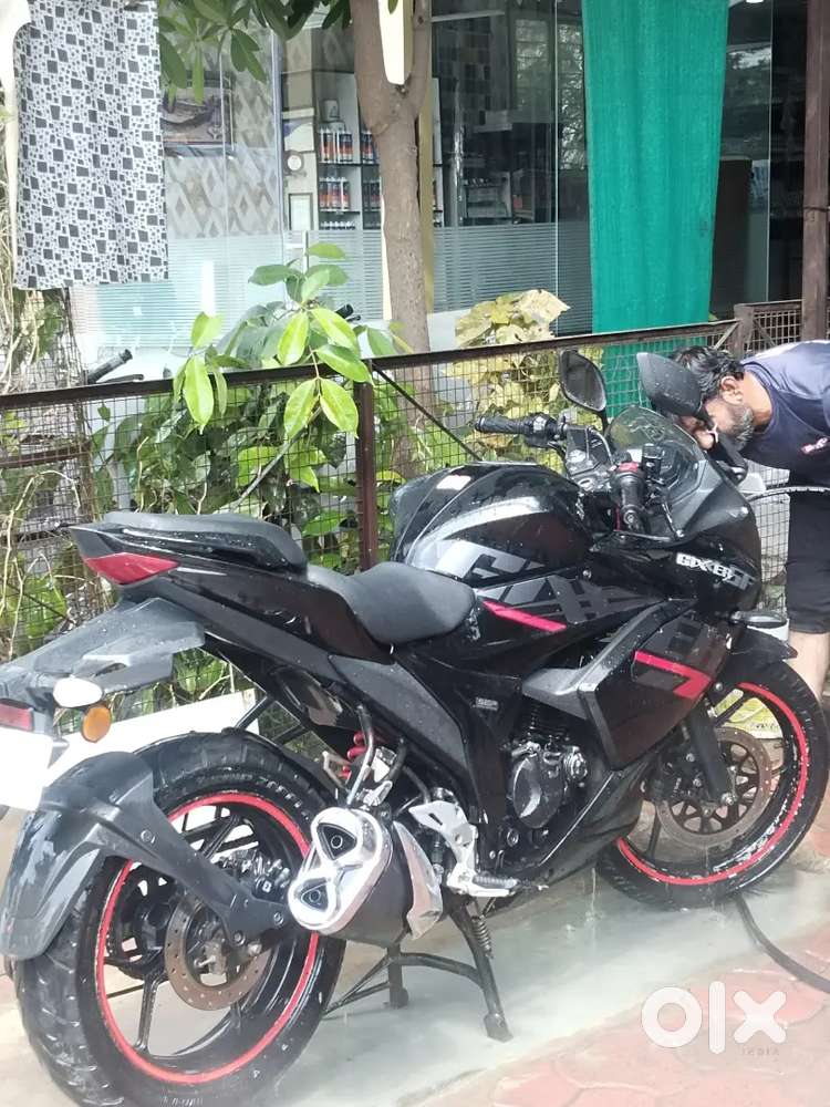 Urgent sale suzuki Gixxer 150