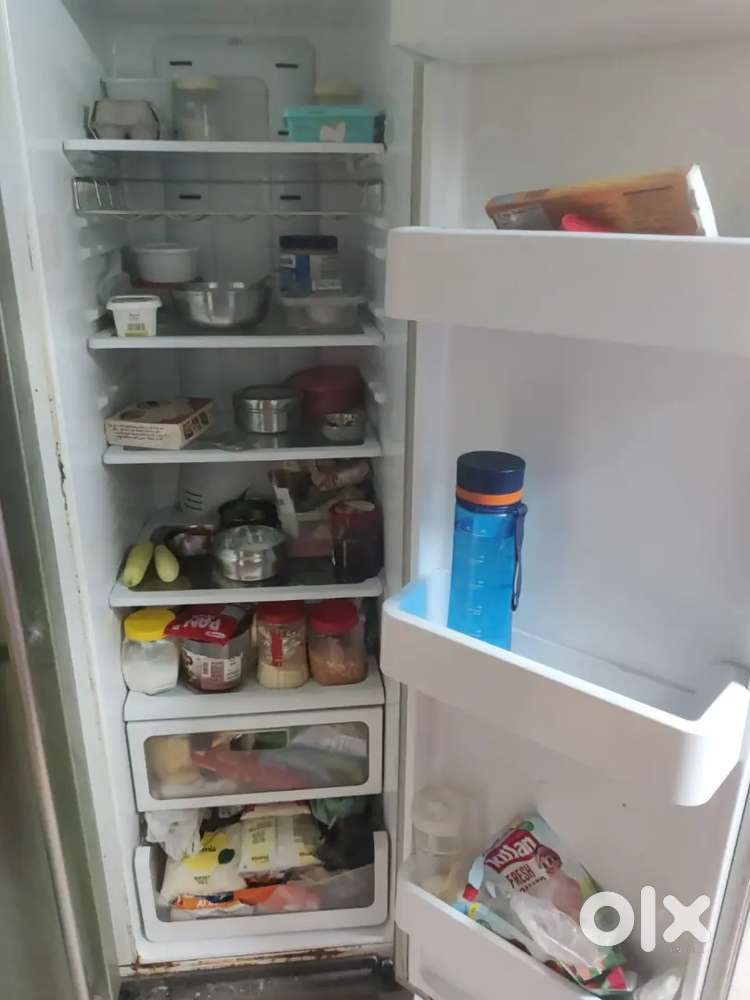 Samsung side by side door big fridge not working condition