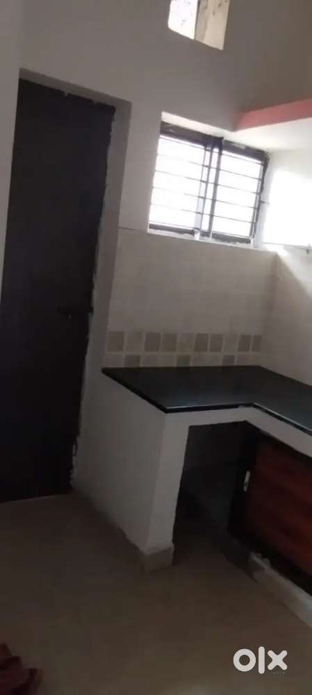 One BHK big house at KHB colony at ittagi maagod road at water tank