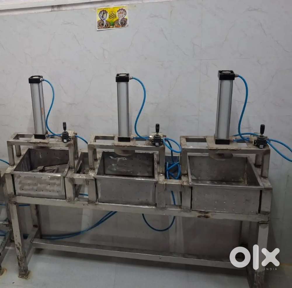 Pneumatic paneer press machine