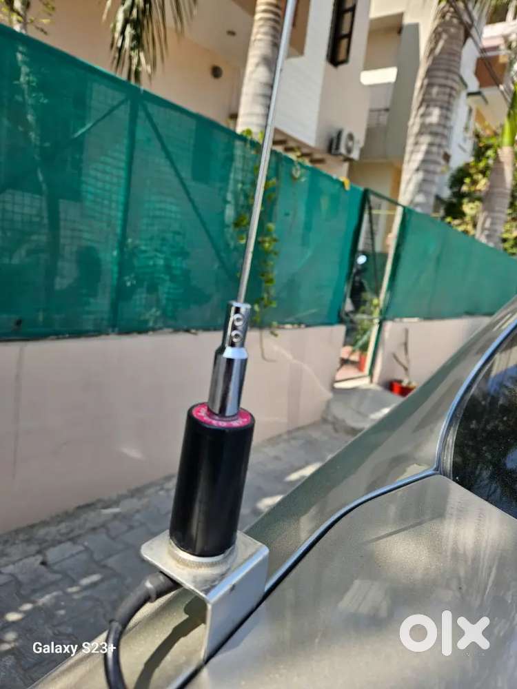 Wireless walkie talkie Anteena used in VIP Vehicles ...