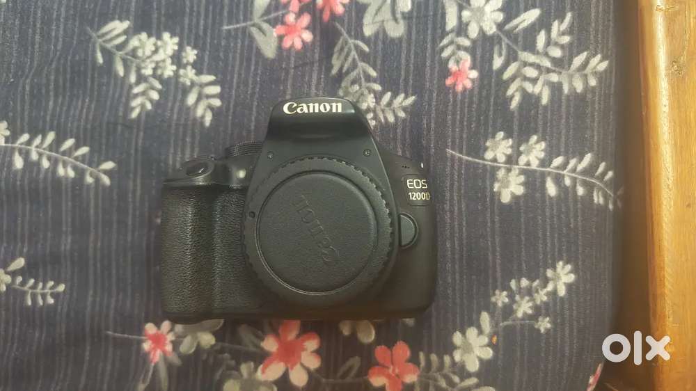 Canon EOS 1200D