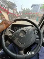 ഡ്രൈവർ വേക്കൻസി ഉണ്ടെങ്കിൽ വിളിക്കുക