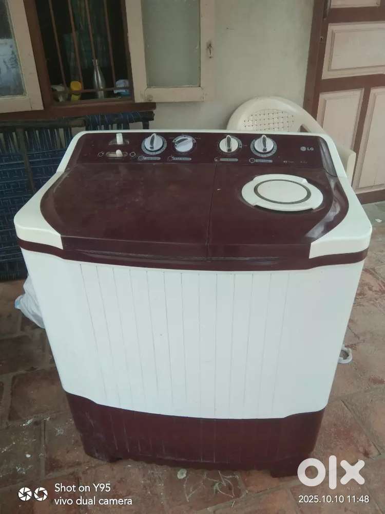 Semi washing machine