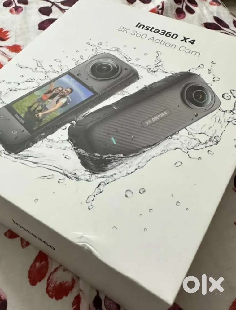Insta 360 X4
