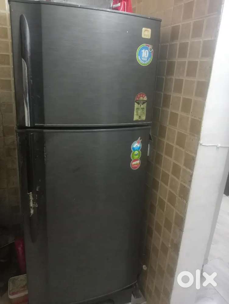 Double Door Fridge 240L