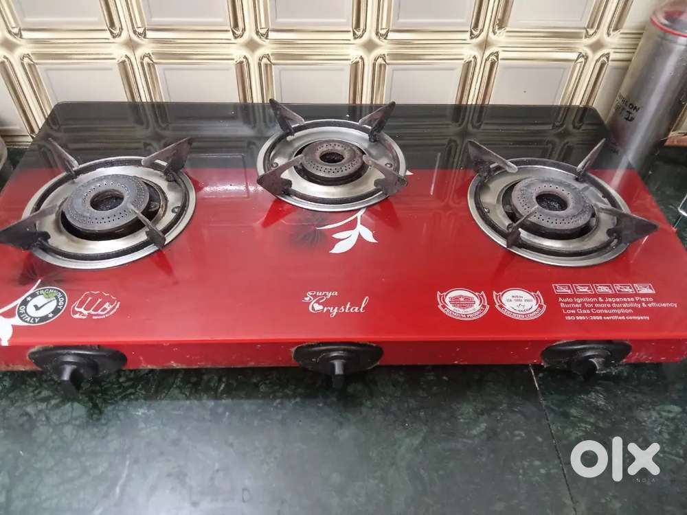 Self start Gas stove with 3 knobs
