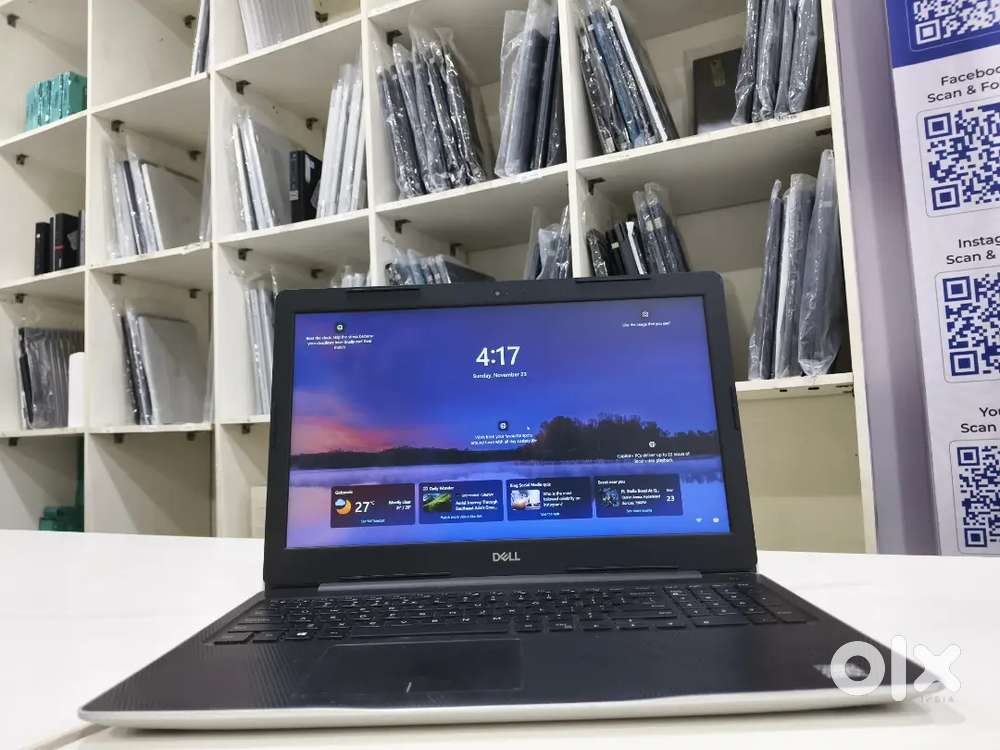 Top Condition Laptop Dell Inspiron i5-10th 8GB RAM 256GB SSD Free Bag