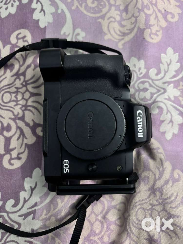 Canon m50 mark 2 in mint condition
