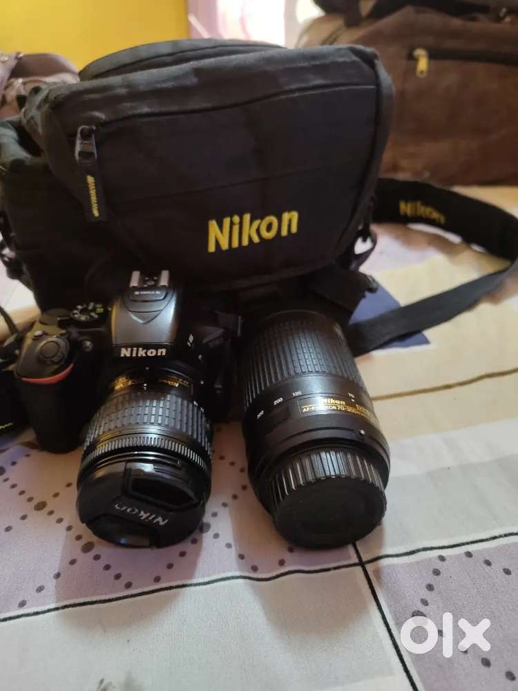 Nikon D5600 with all accessories 2 lense