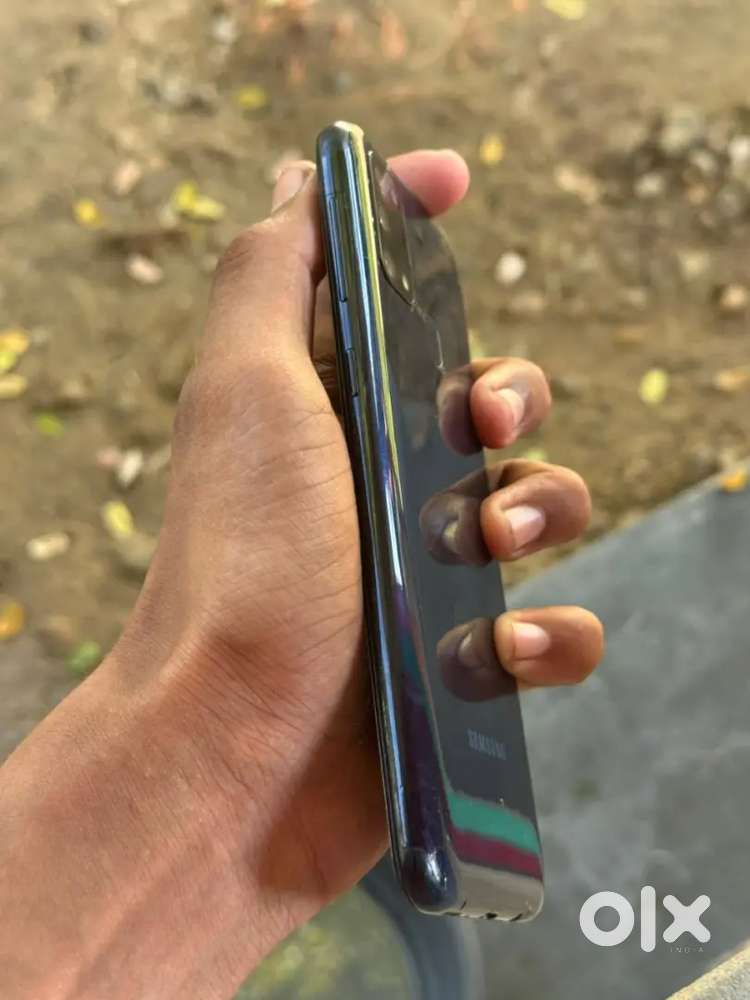 Bil box original  chargar original display ram 8gb storig 128