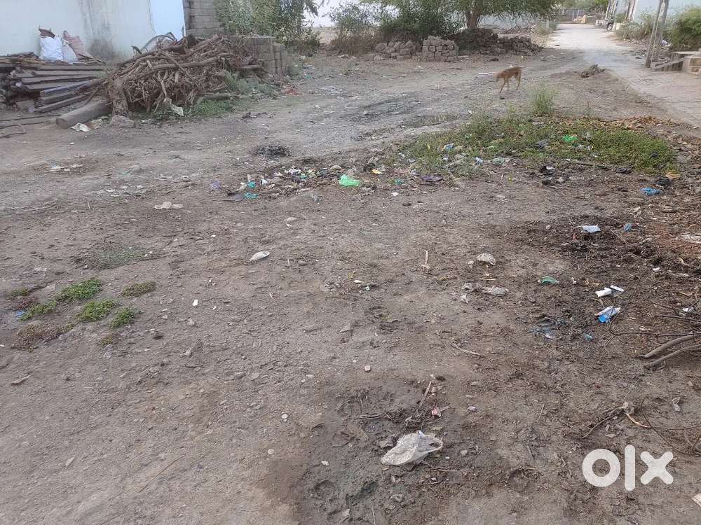 Two side ,20 feet big rood and 40 ×40 perfect square