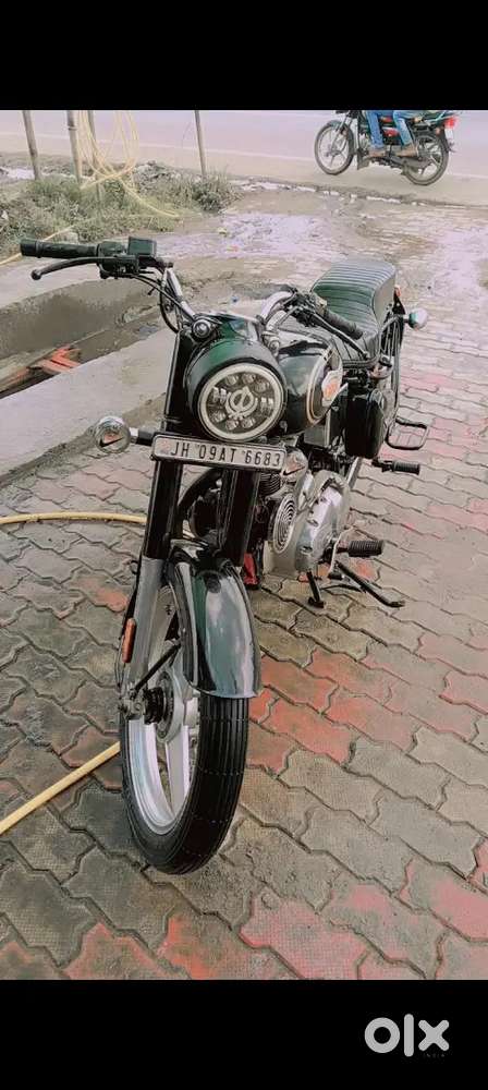 I am saling my Royal enfield bullet is Very good condition all paper
