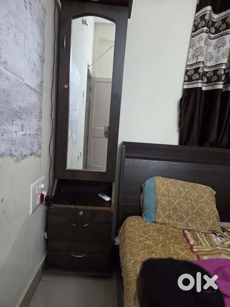 Dressing table with mirror