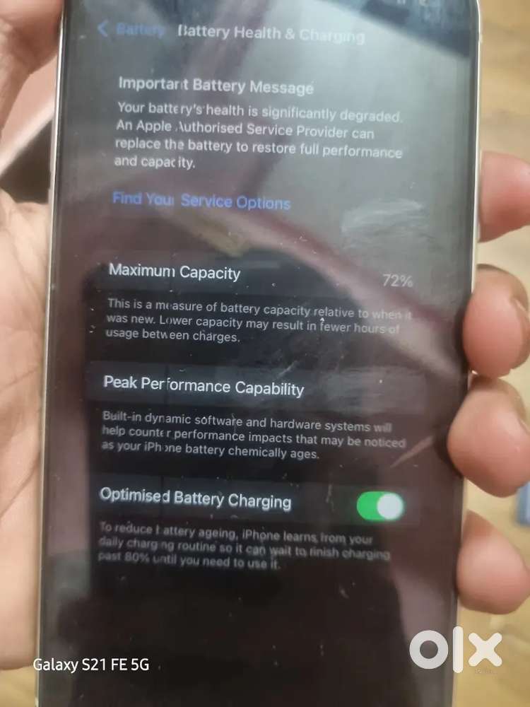 Iphone 11 battery health 72 and display crack