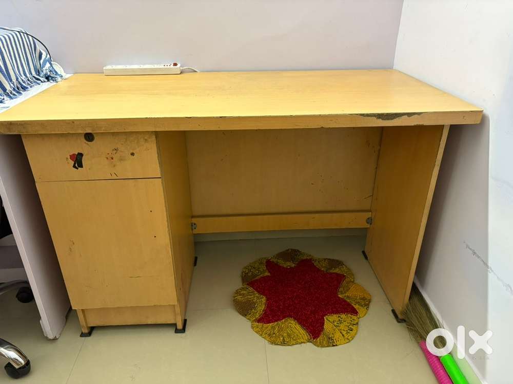 Wooden Study Table
