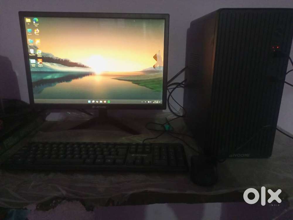 LAPCARE 19inch display ,IVOOMI  Pc 256gb SSD intel i5 3rd generation