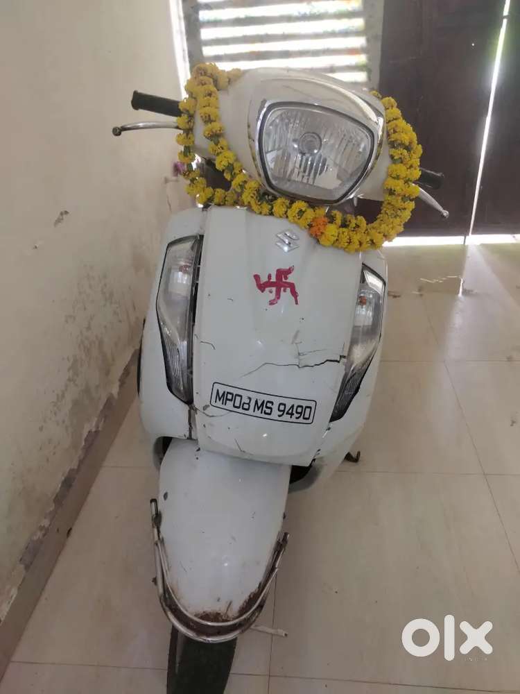 Access 125 2017 model