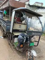 E rickshaw loder h model 2024 h 5 ghante me charj hota h