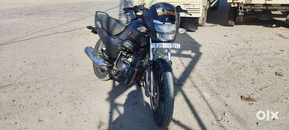 Hero Super Splendor XTEC DS May 2023 मॉडल  सिर्फ 7700 किमी