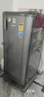 4star Whirlpool fridge for sale