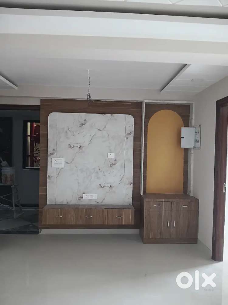 3bhk Flat available family and working bachelor allowed No Brokers