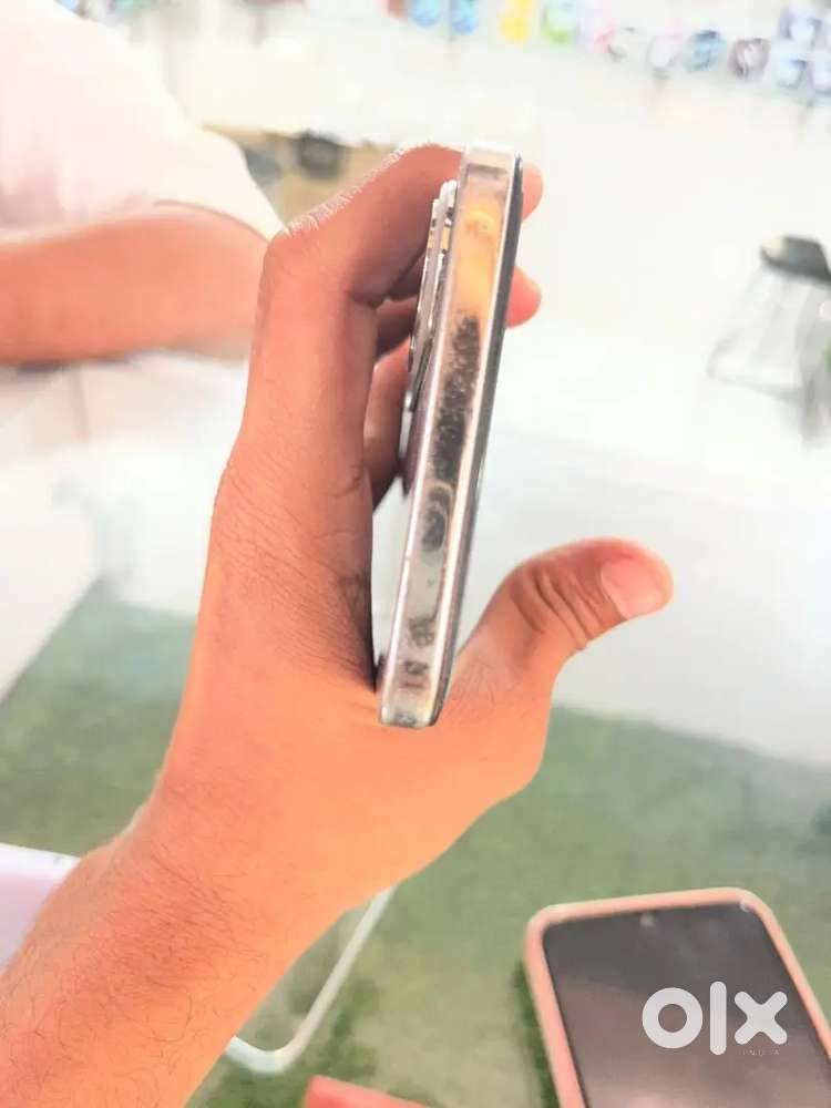 Y300 /8/128 good condition