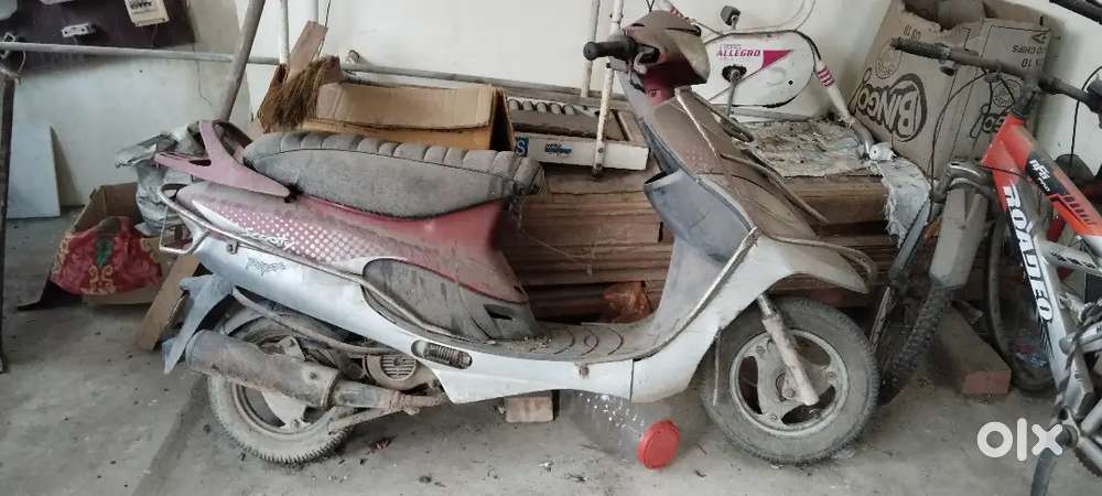 Cycle and Scooty selling low price