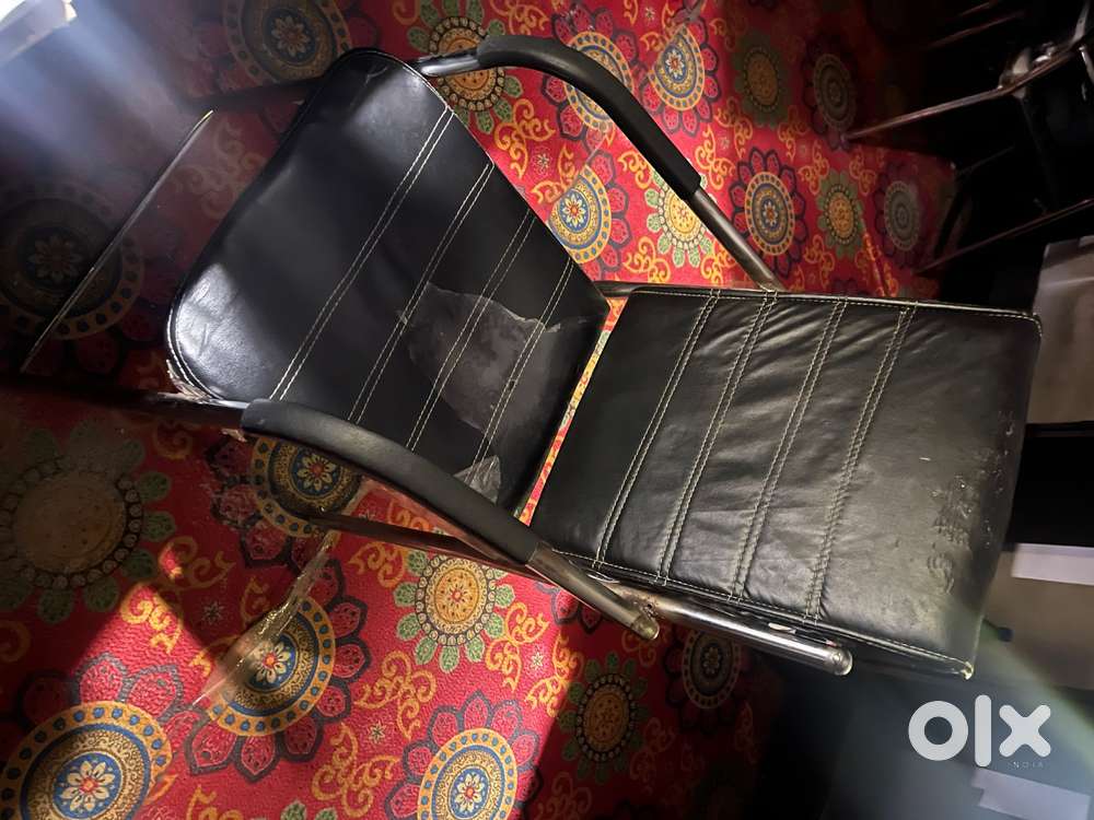 Steel made chair