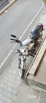 Disk brake ,loay wheel,Self Start Good condition