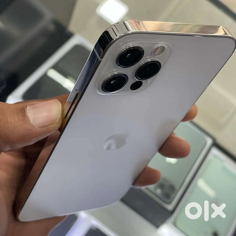 Selling my 6 months old iPhone 12 pro need urgent money