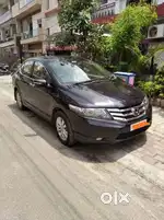 Honda city petrol 2012 like new with company record